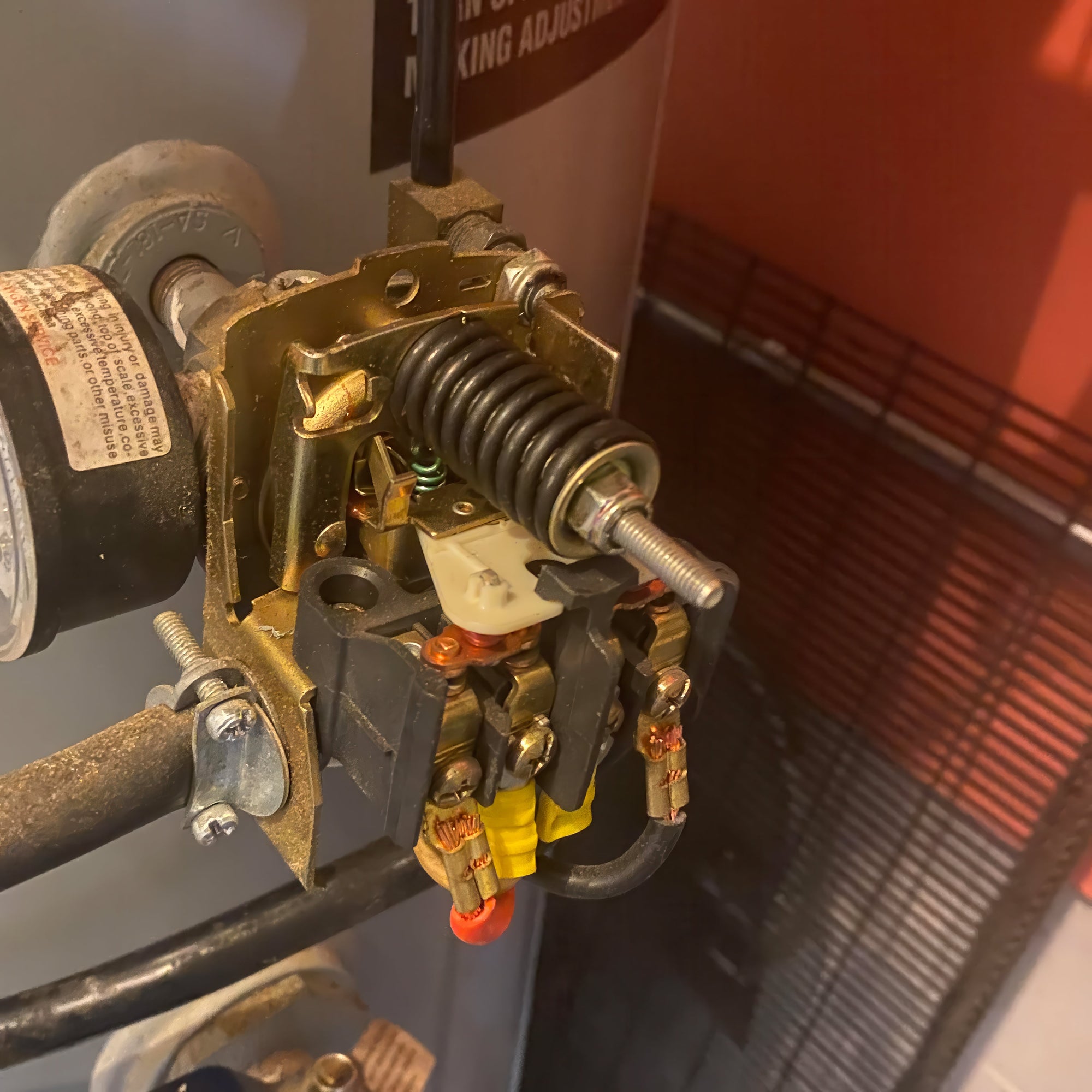 Air Compressor Pressure Switch: How It Works and When to Replace It