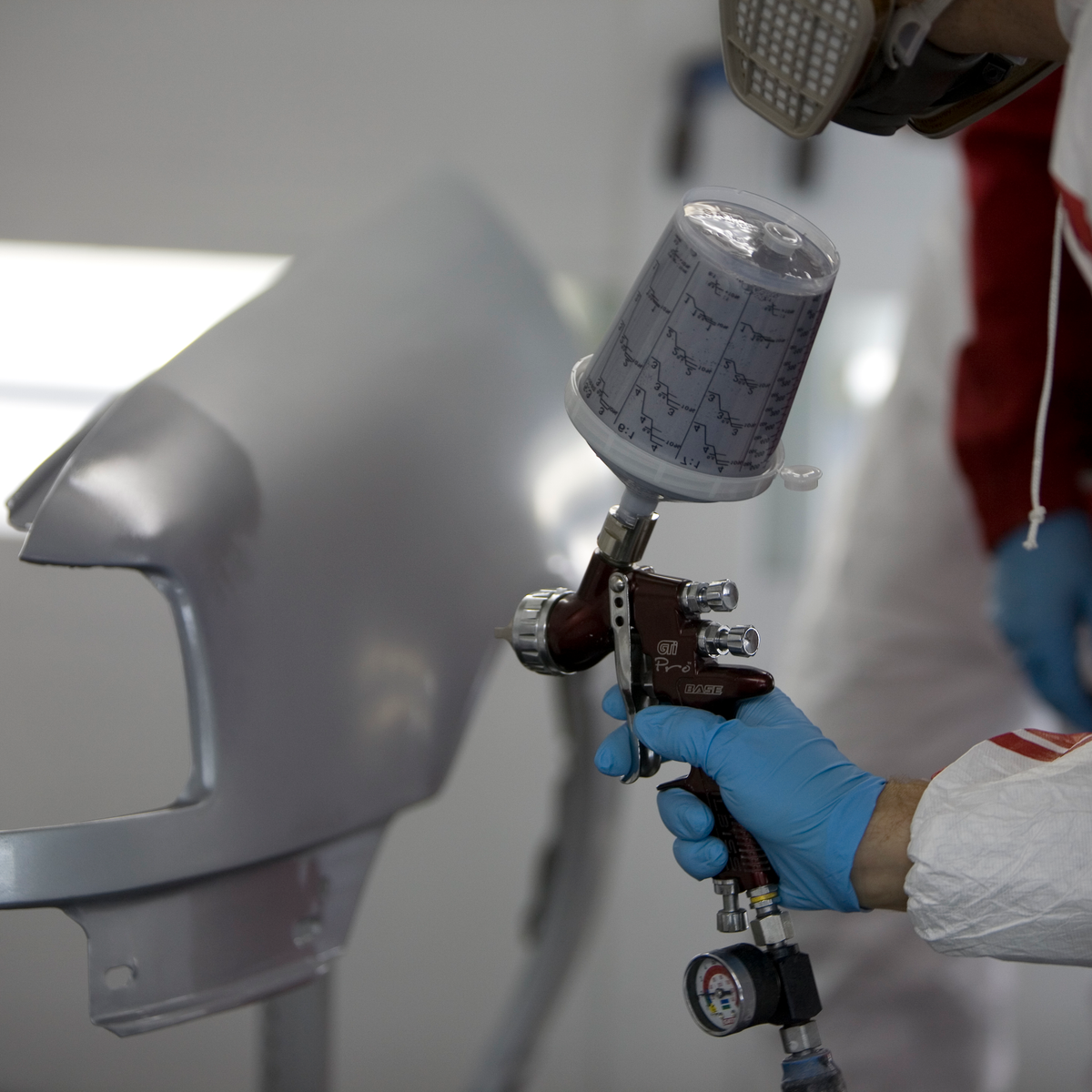 Air Filtration for Auto Body Paint Booths: Getting Oil Out of Your Finish
