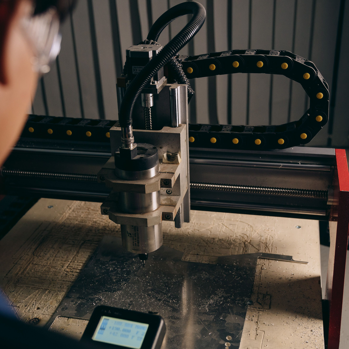 Compressed Air for CNC Router and Sign Shops: Small Flow, Dry Air