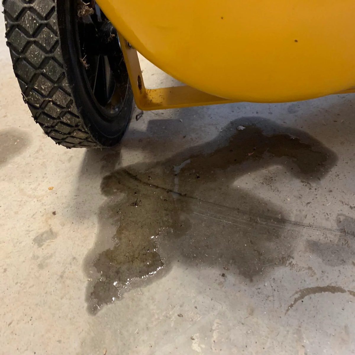 Air Compressor Leaking Oil: Where It Comes From and How to Fix It