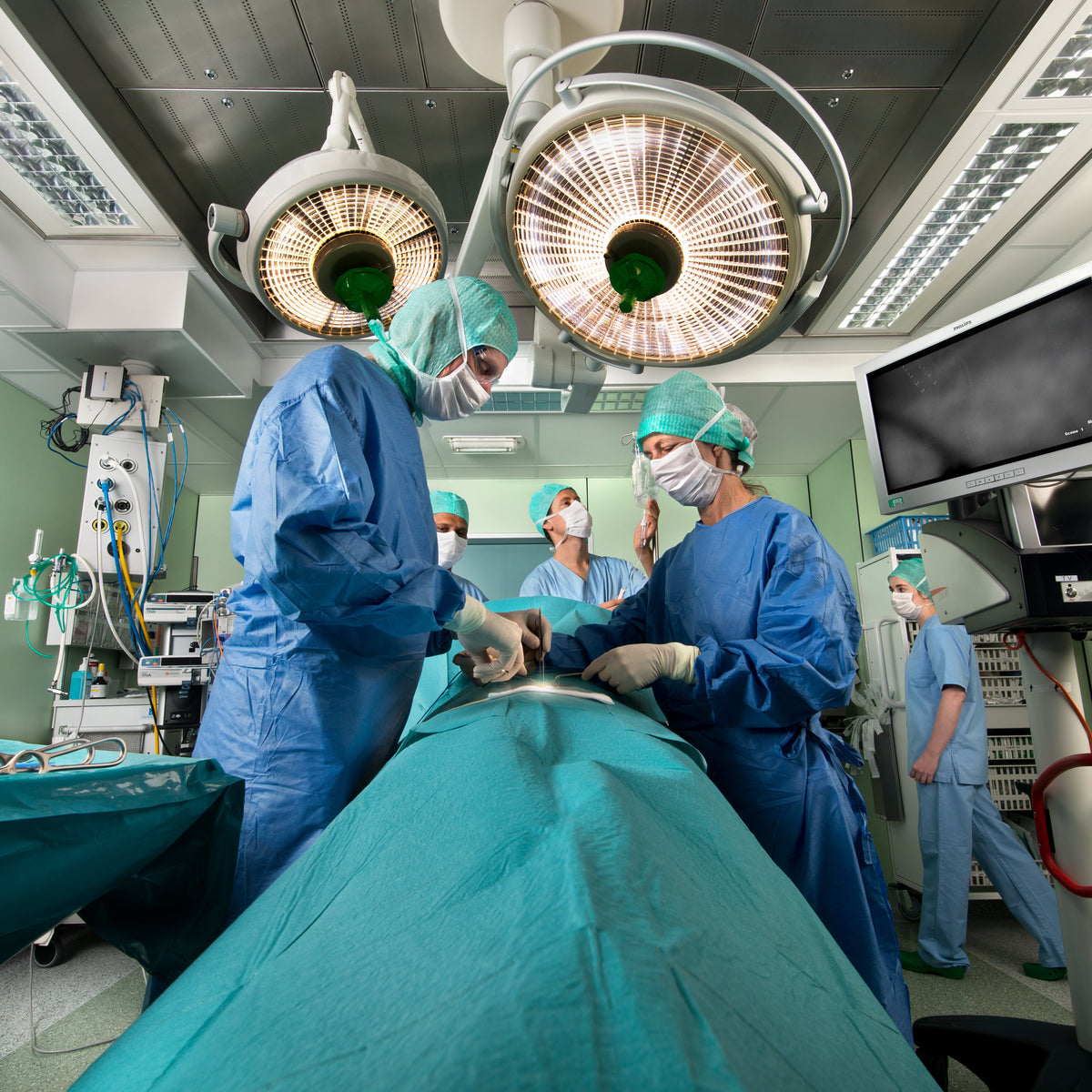 Compressed Air for Hospitals: Medical Air, Plant Air, and Where the Line Is
