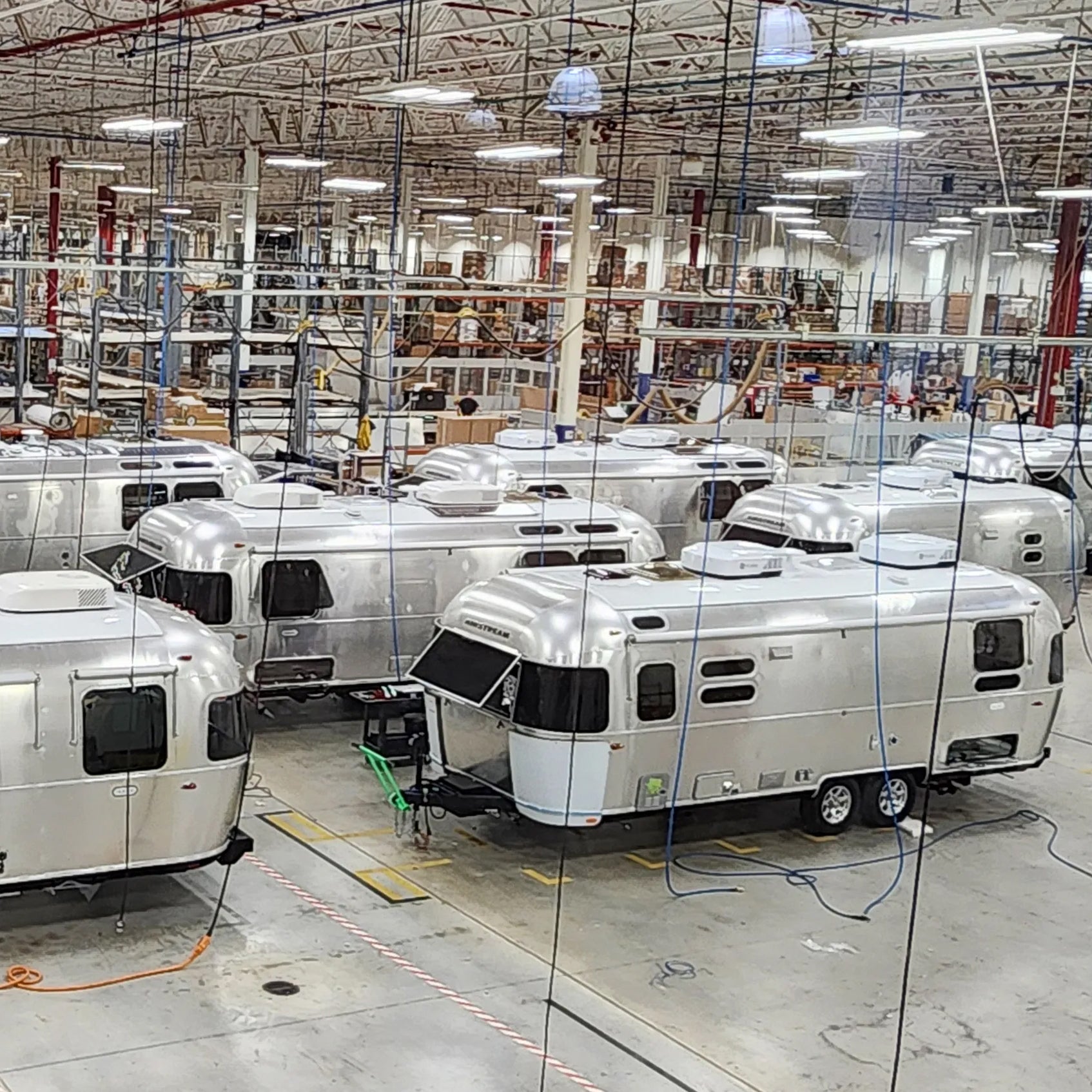 Hose Drops and Reels for RV Assembly Lines – Warthog Air Compressor Store