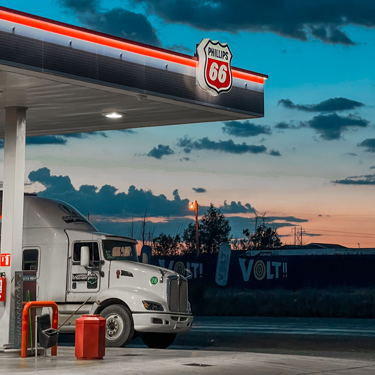 Compressed Air for Truck and Bus Fleet Shops