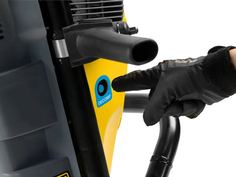 Cobra TTe - Tamper – 1.5 hp 90cc Engine by Atlas Copco