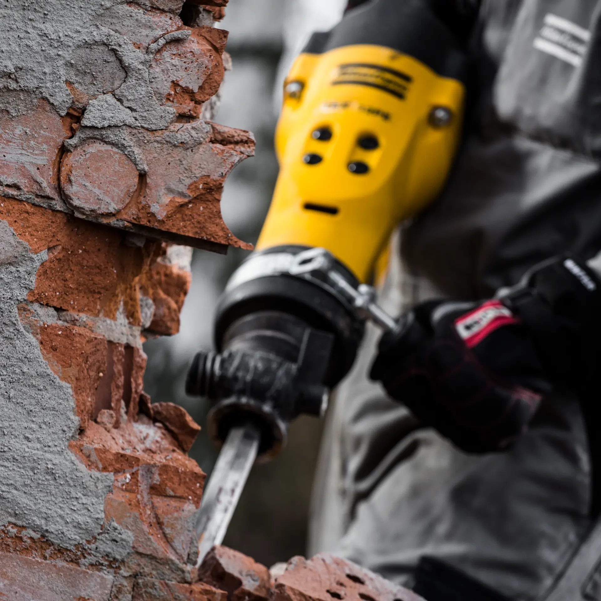 TEX 12 PE Pneumatic Hammer by Atlas Copco (0.875" x 3.25")