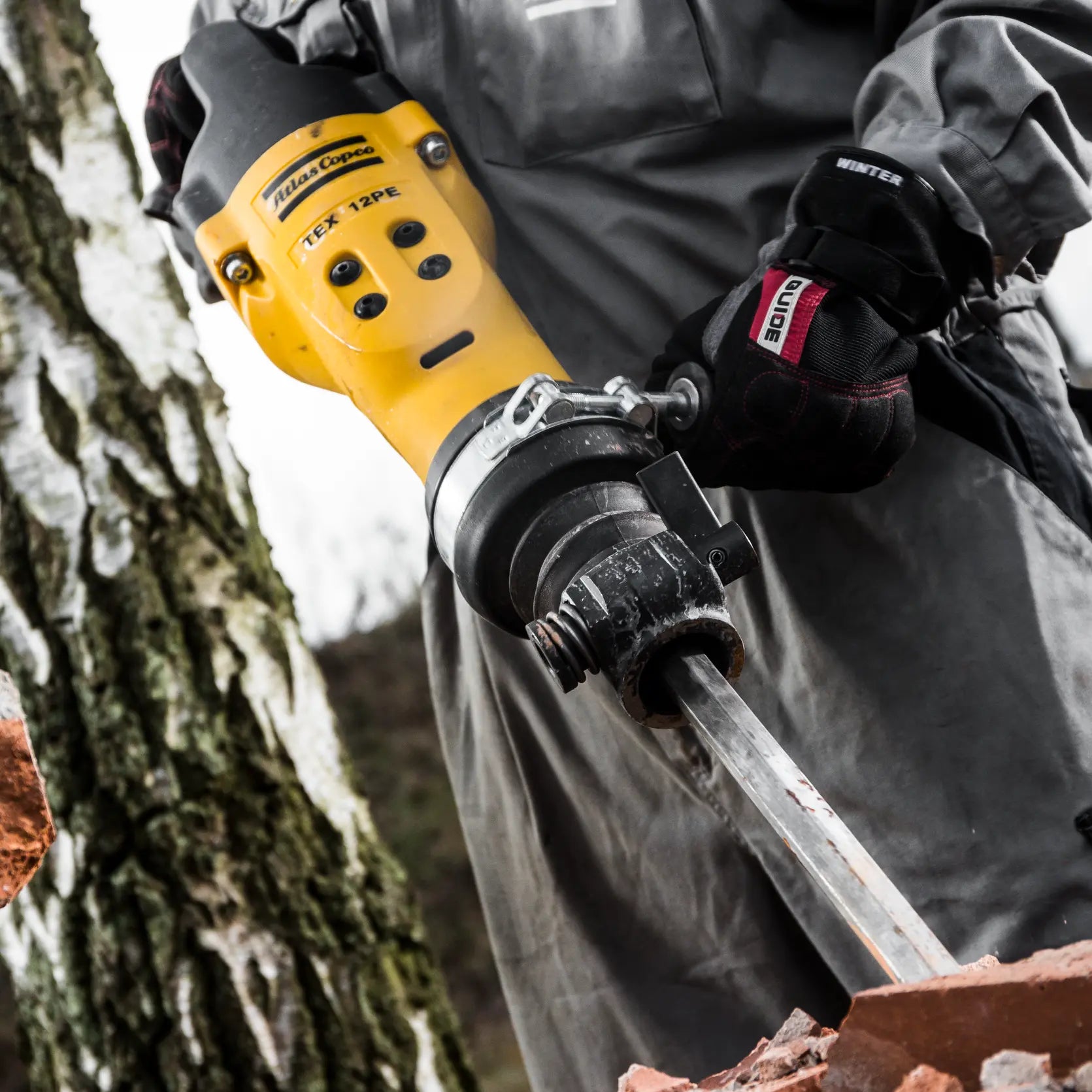 TEX 12 PE Pneumatic Hammer by Atlas Copco (0.875" x 3.25")