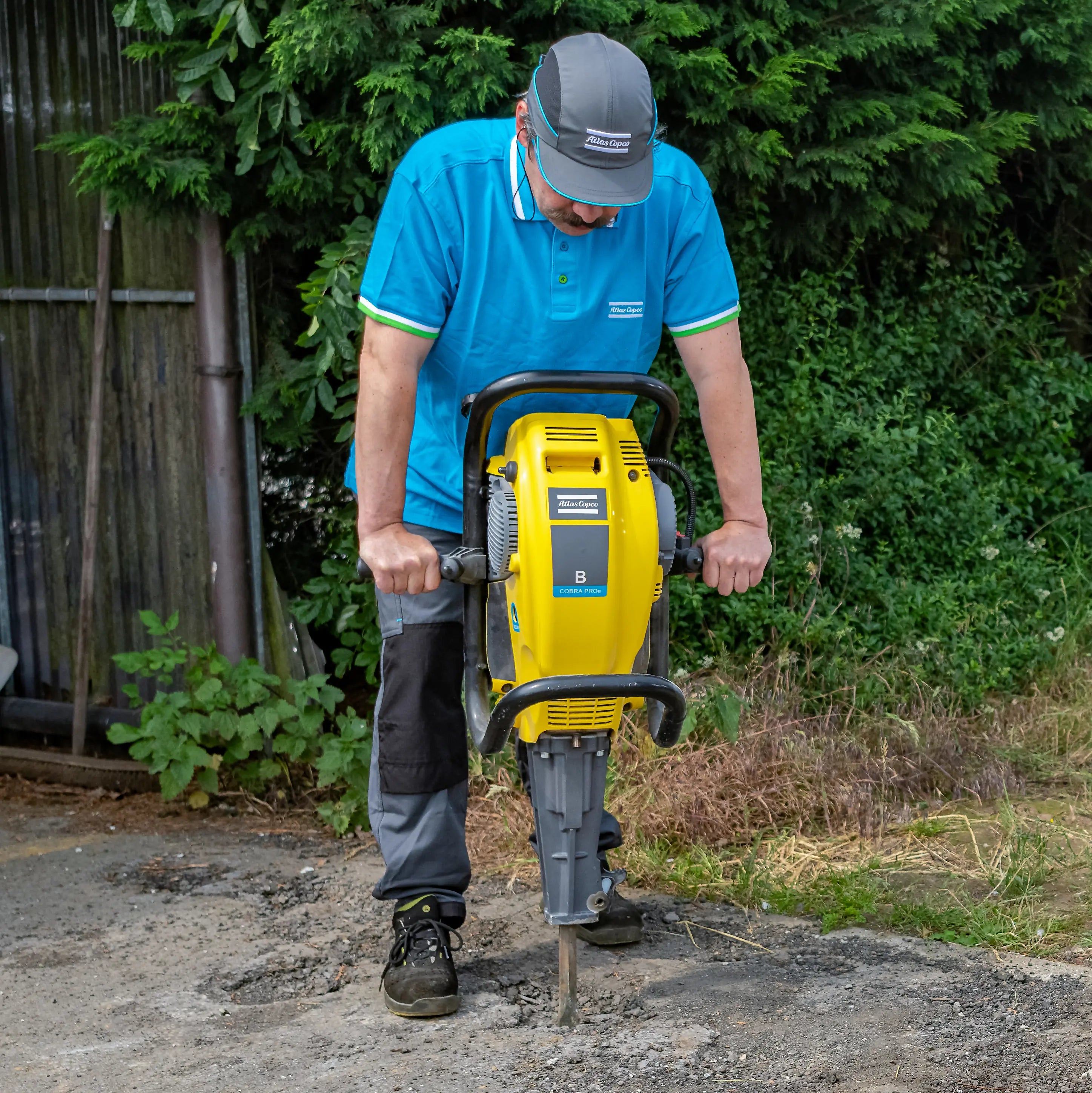 Cobra PROe -  2 hp 90cc Engine - Breaker by Atlas Copco