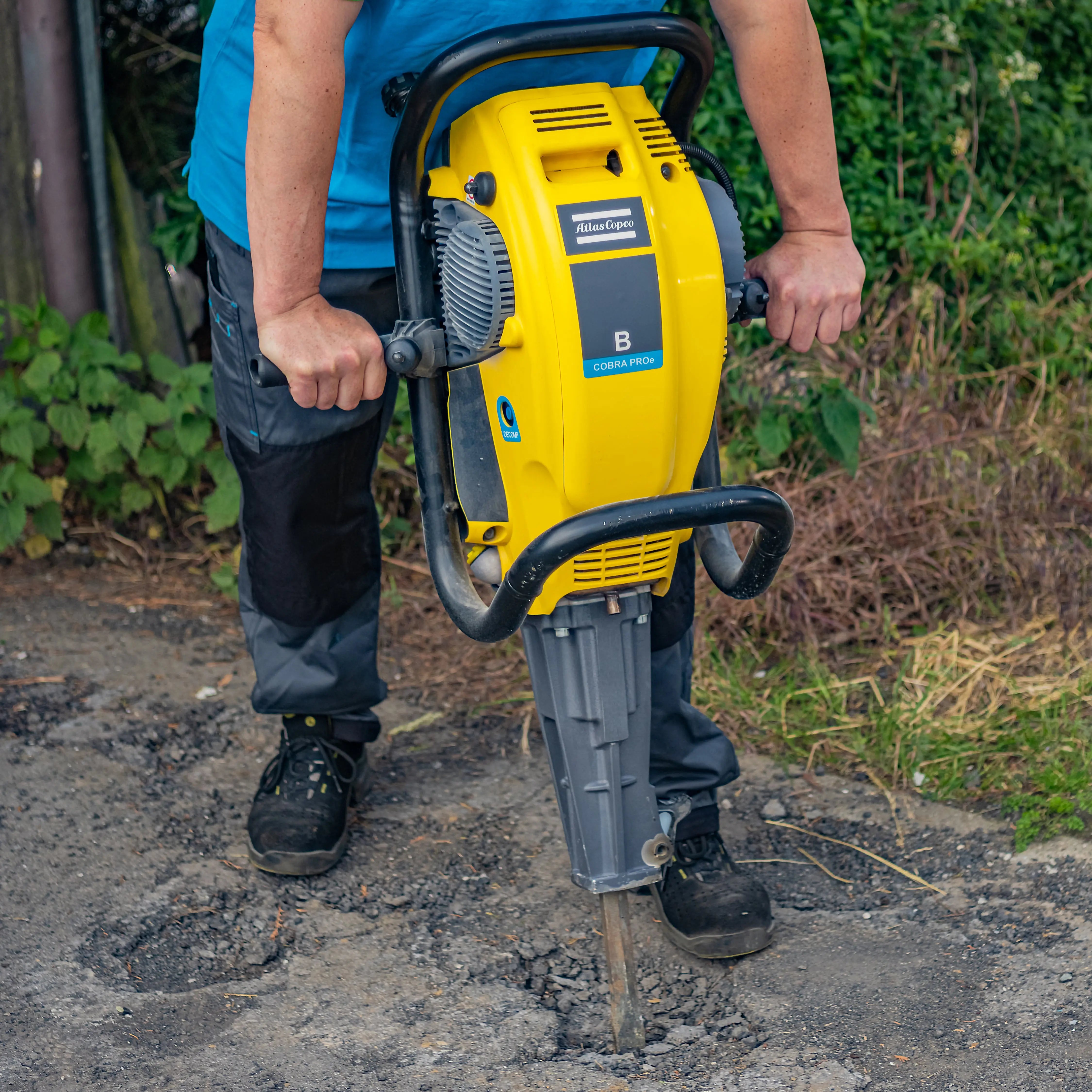 Cobra PROe -  2 hp 90cc Engine - Breaker by Atlas Copco