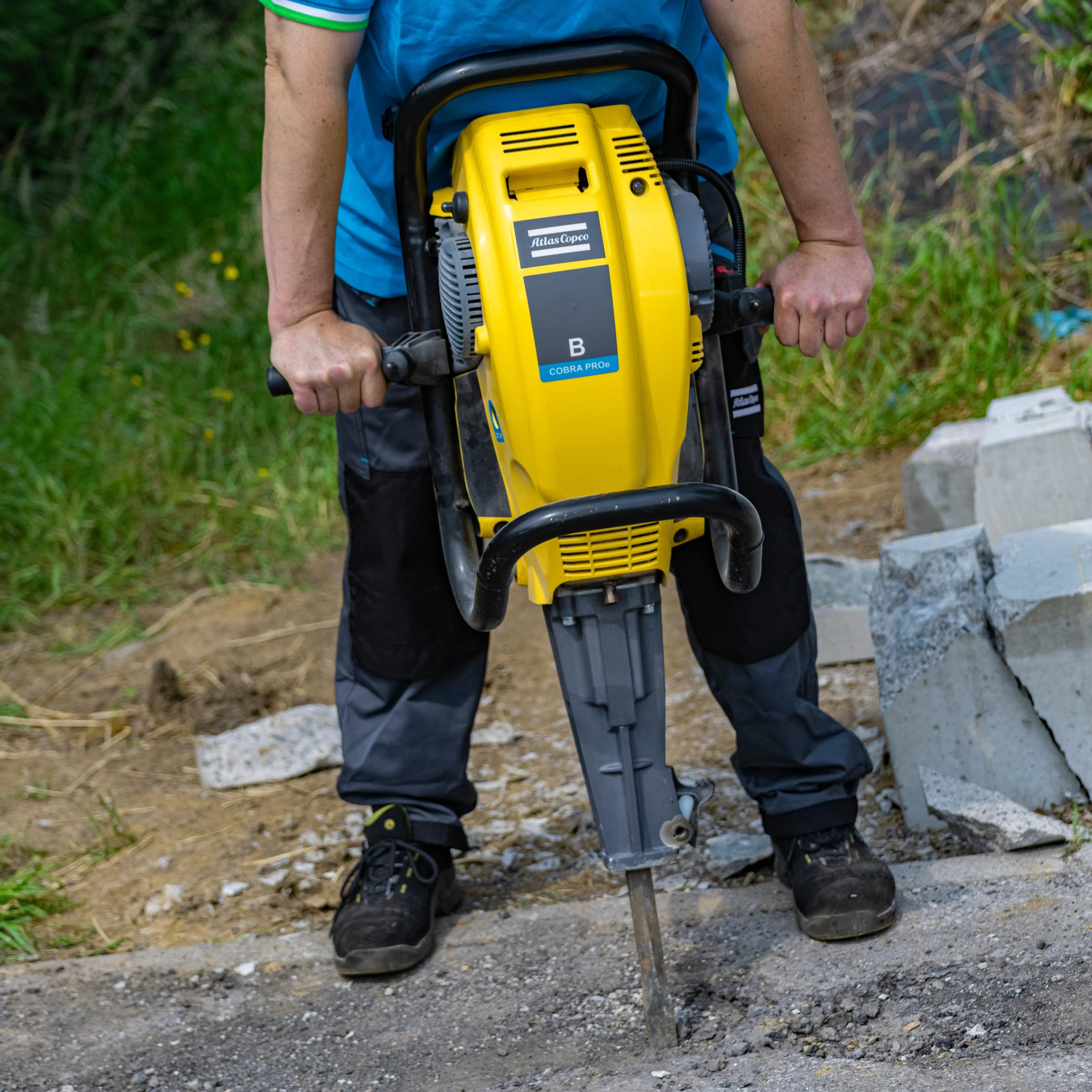 Cobra PROe -  2 hp 90cc Engine - Breaker by Atlas Copco