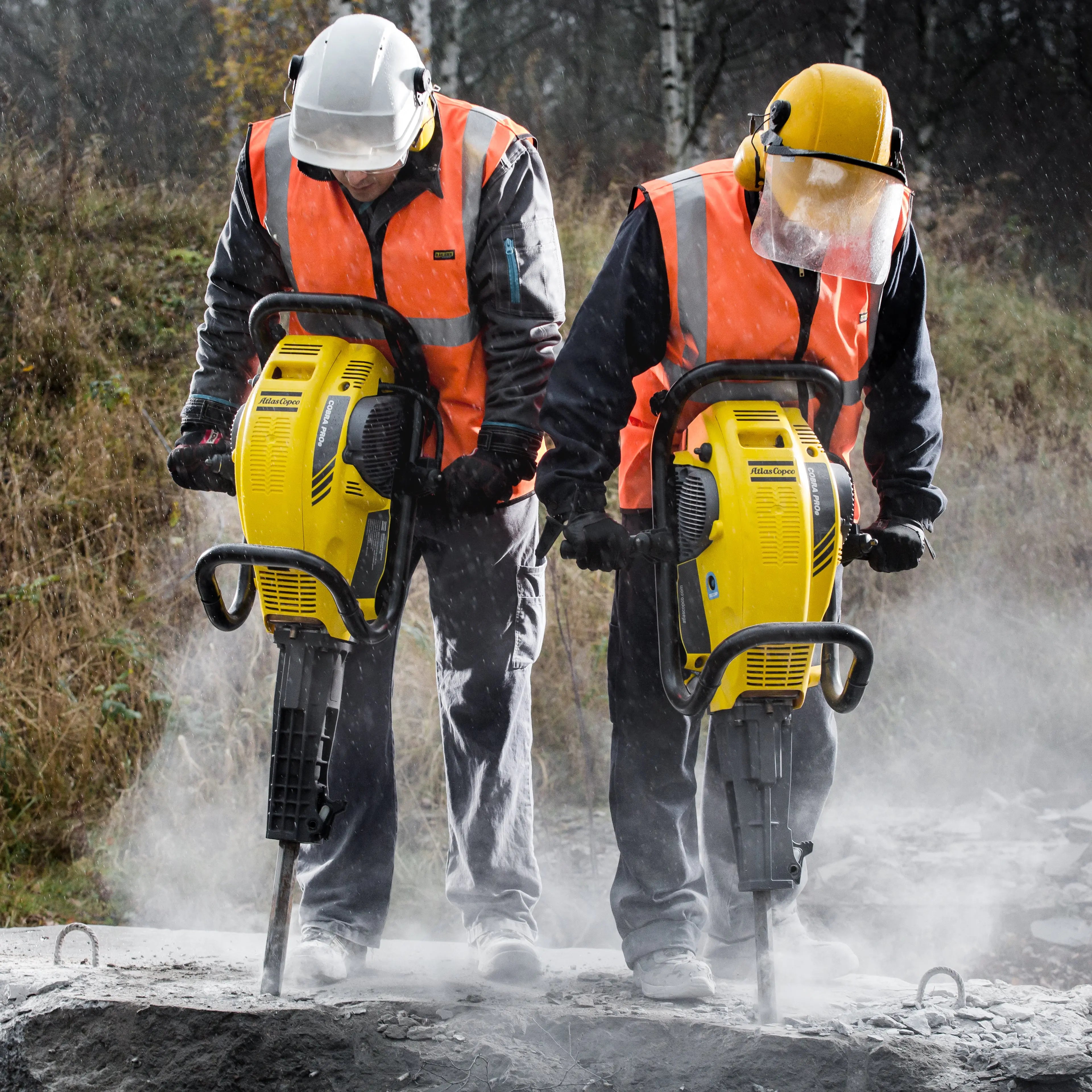 Cobra PROe -  2 hp 90cc Engine - Breaker by Atlas Copco