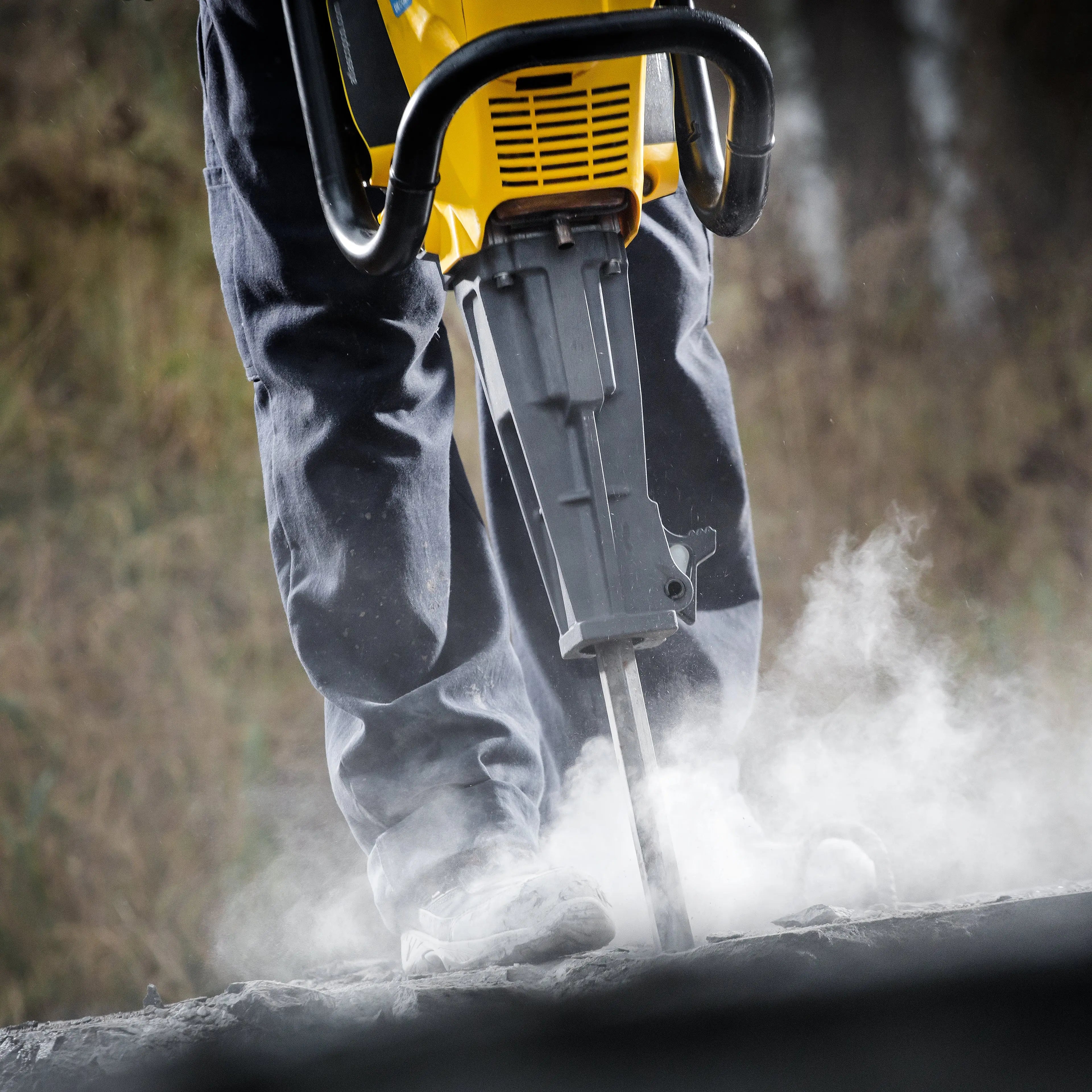 Cobra PROe -  2 hp 90cc Engine - Breaker by Atlas Copco