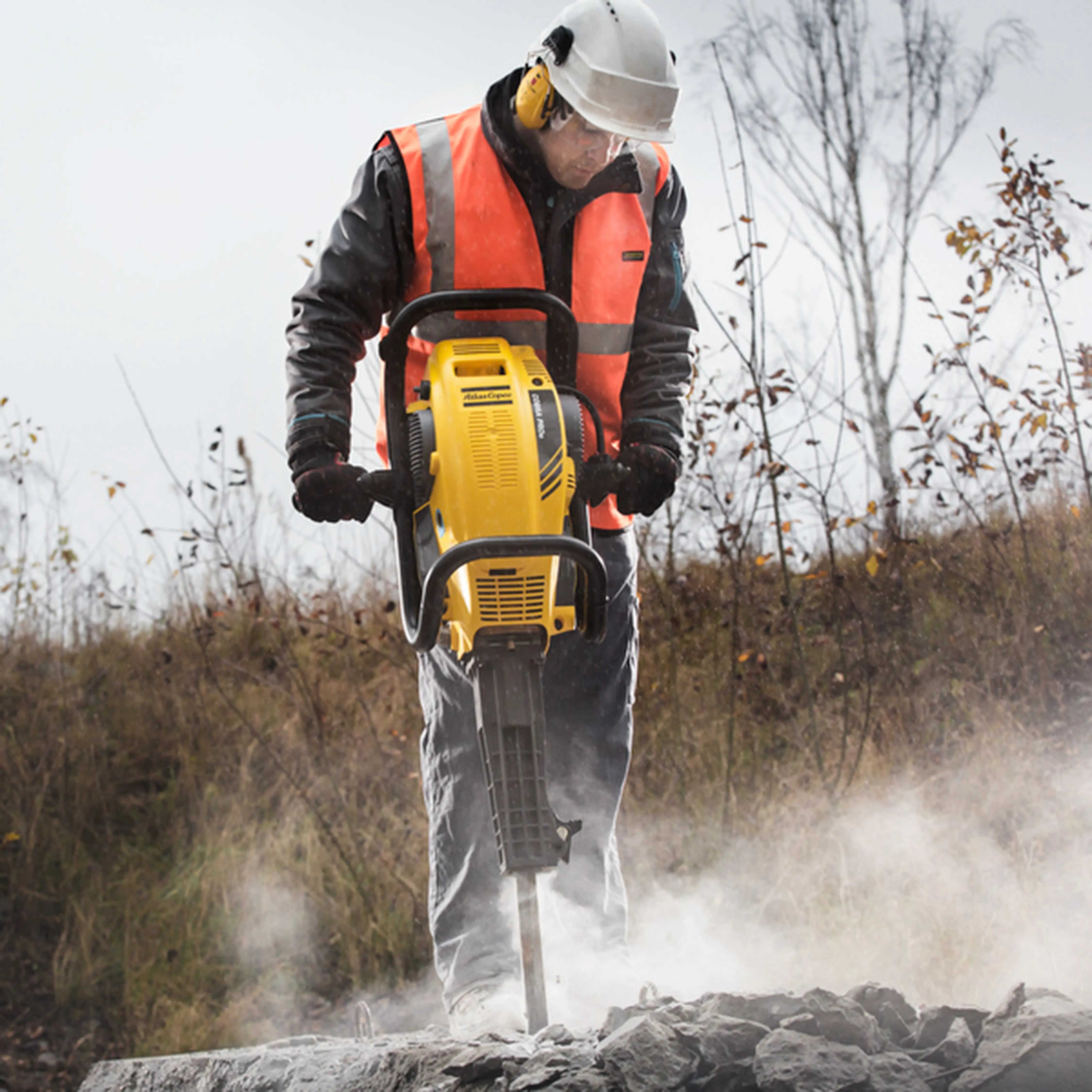 Cobra PROe -  2 hp 90cc Engine - Breaker by Atlas Copco