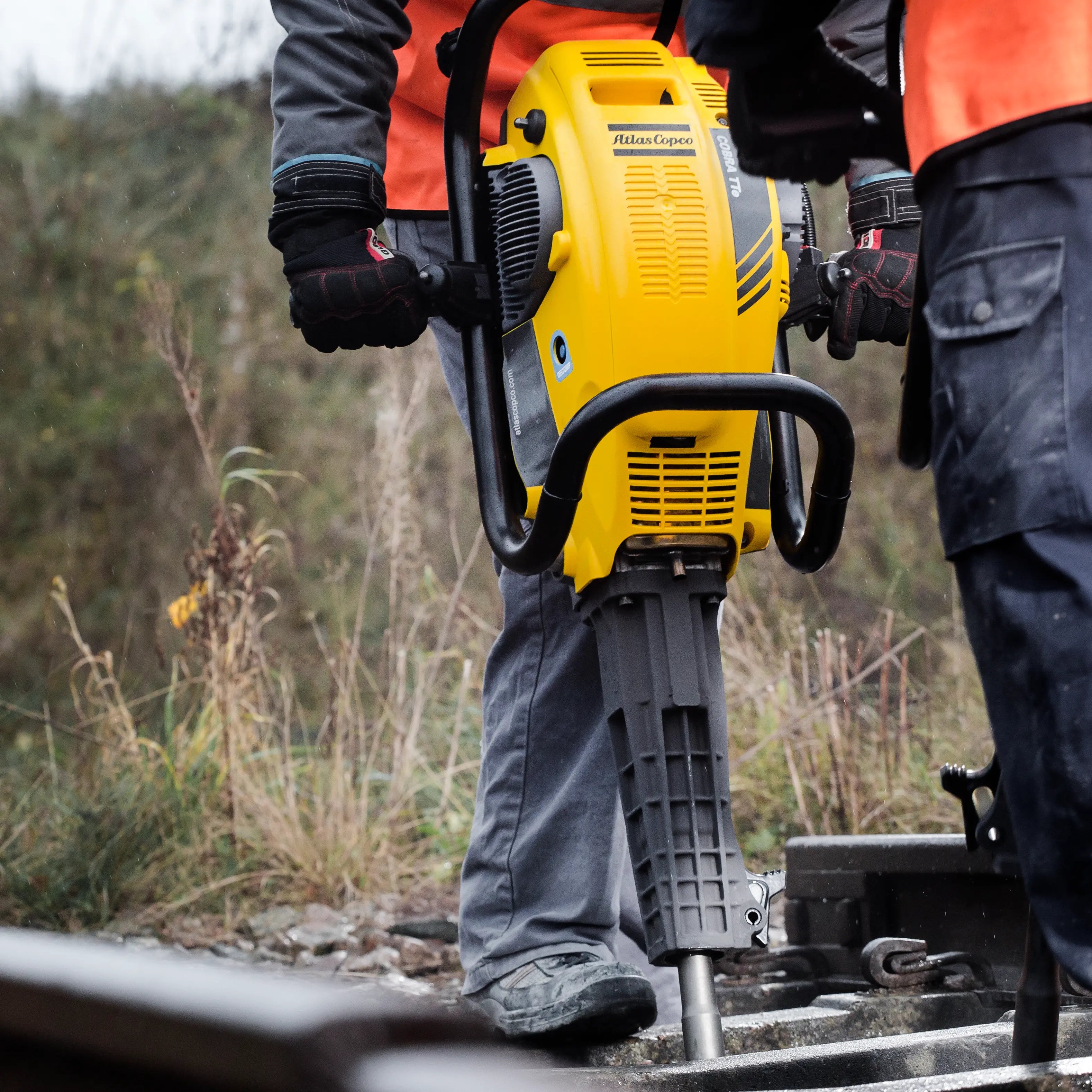 Cobra TTe - Tamper – 1.5 hp 90cc Engine by Atlas Copco