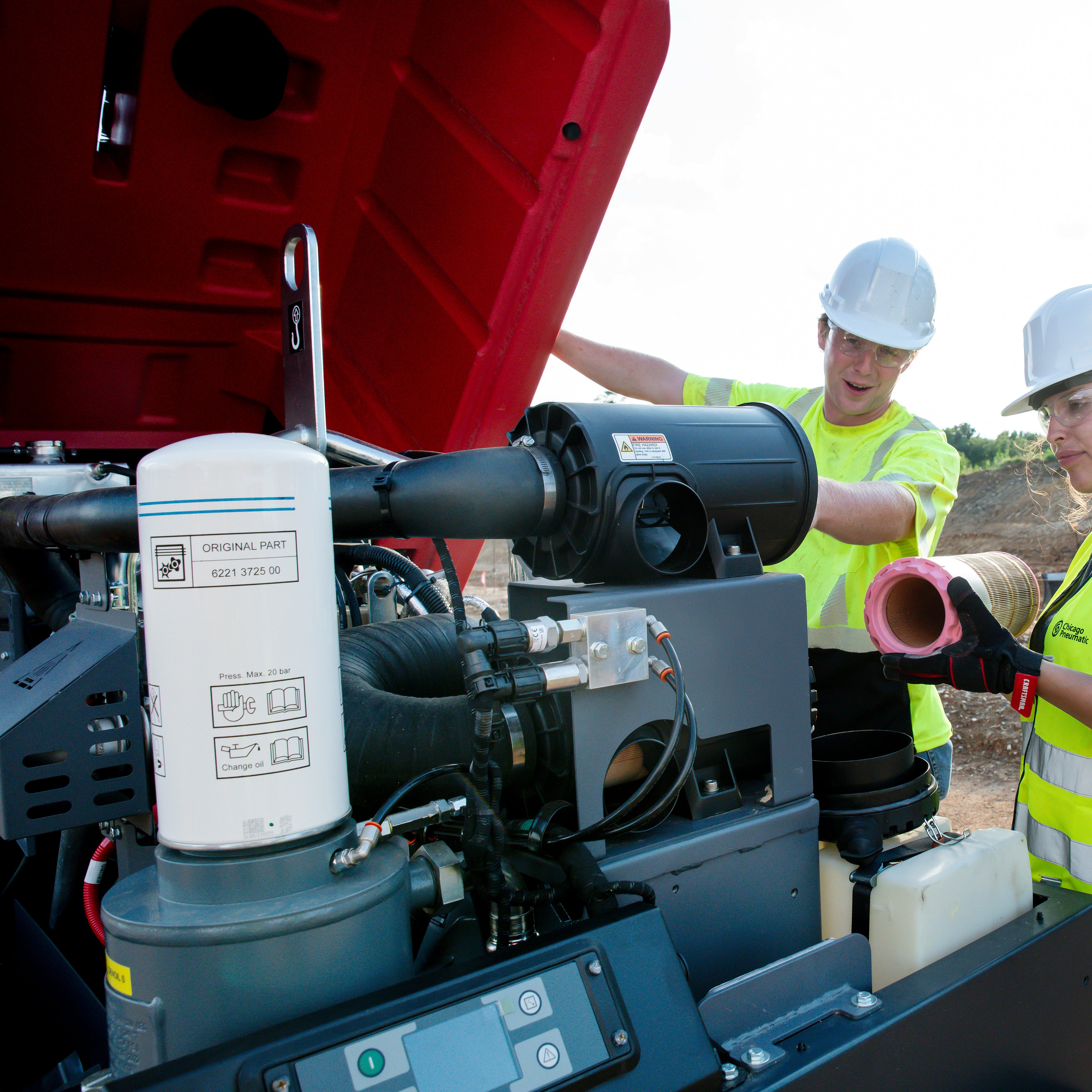 Chicago Pneumatic CPS 185-100 KoD Towable Rotary Screw Air Compressor