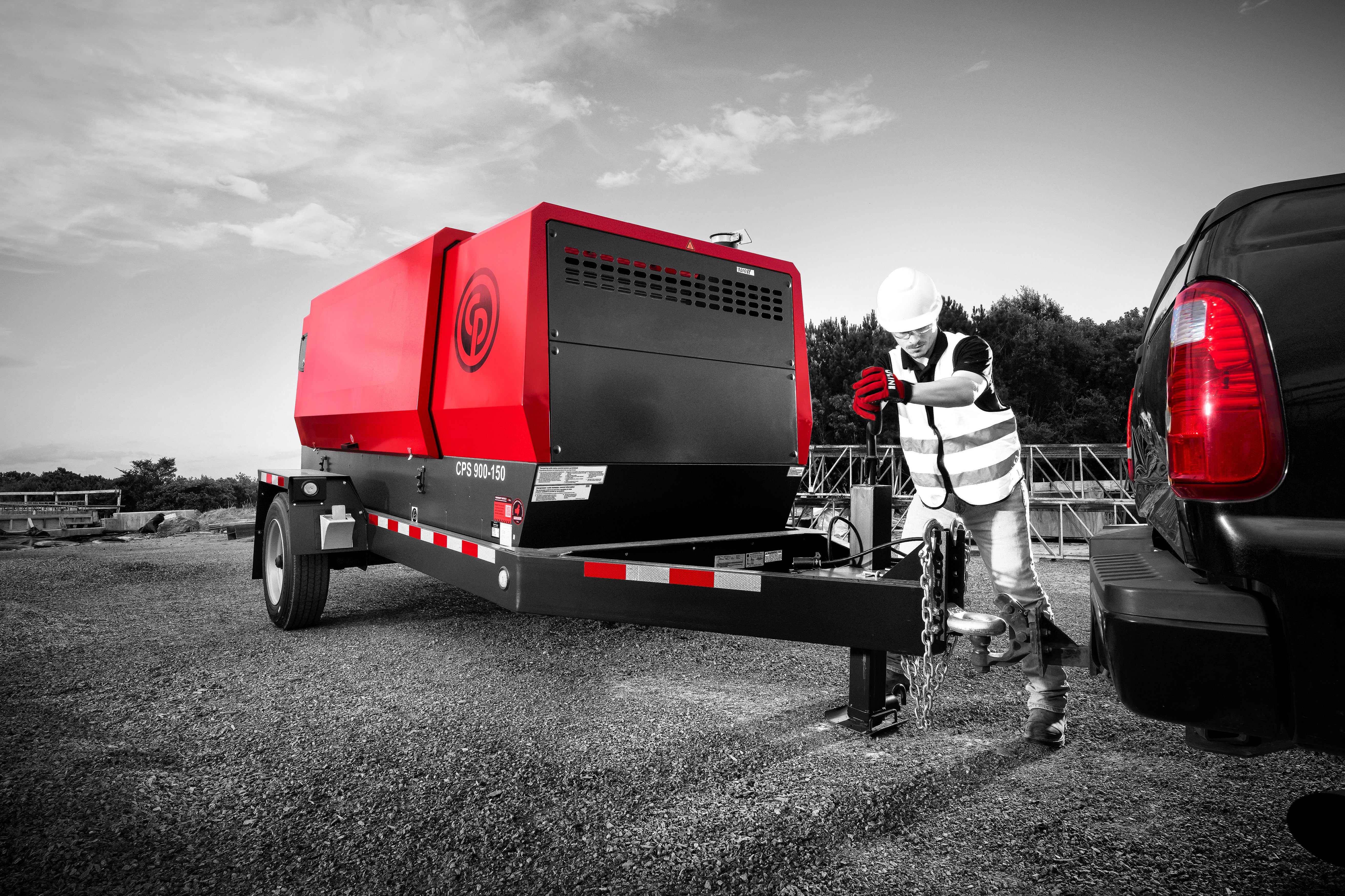 CPS 900 JD8 T4F Towable Compressor