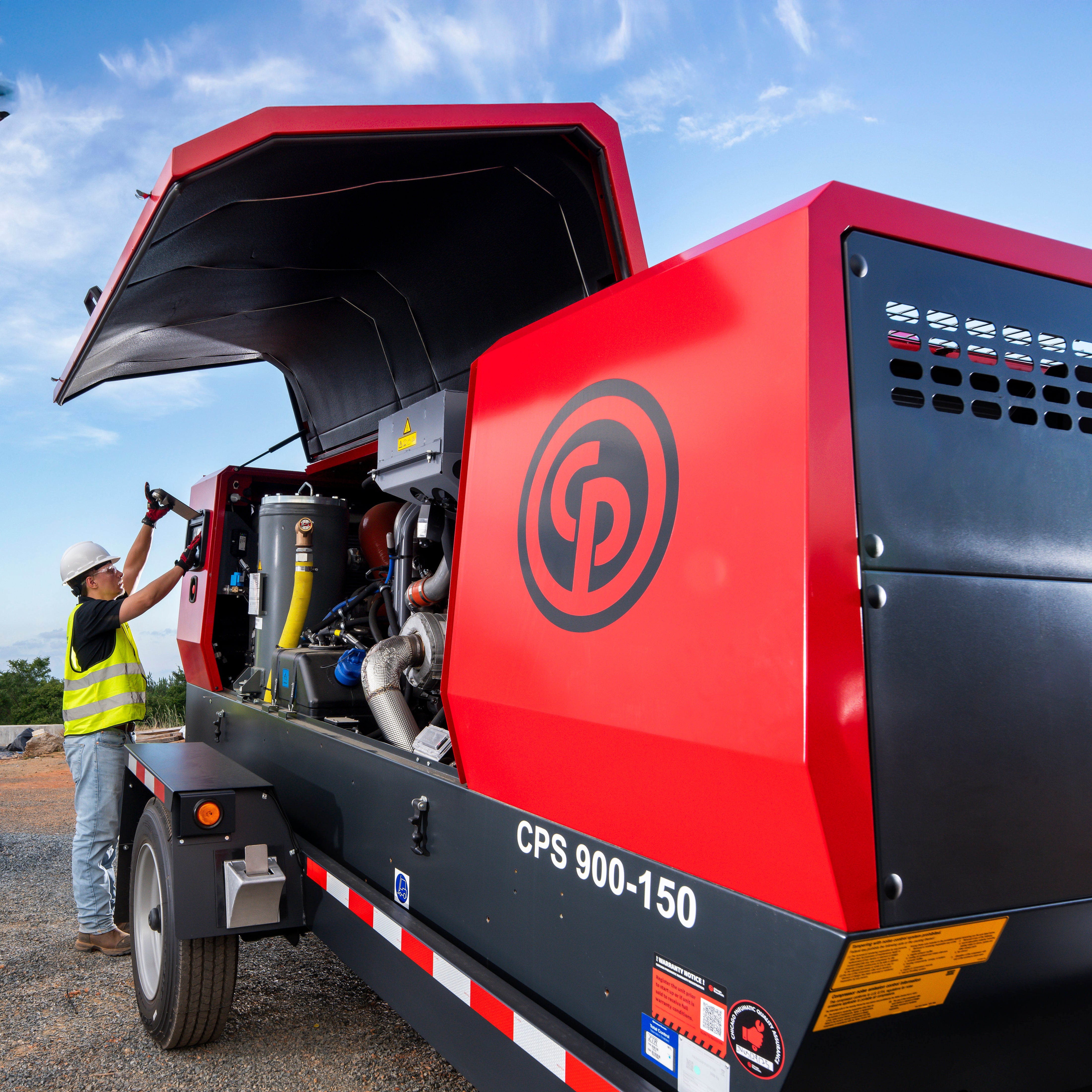 CPS 900 JD8 T4F Towable Compressor