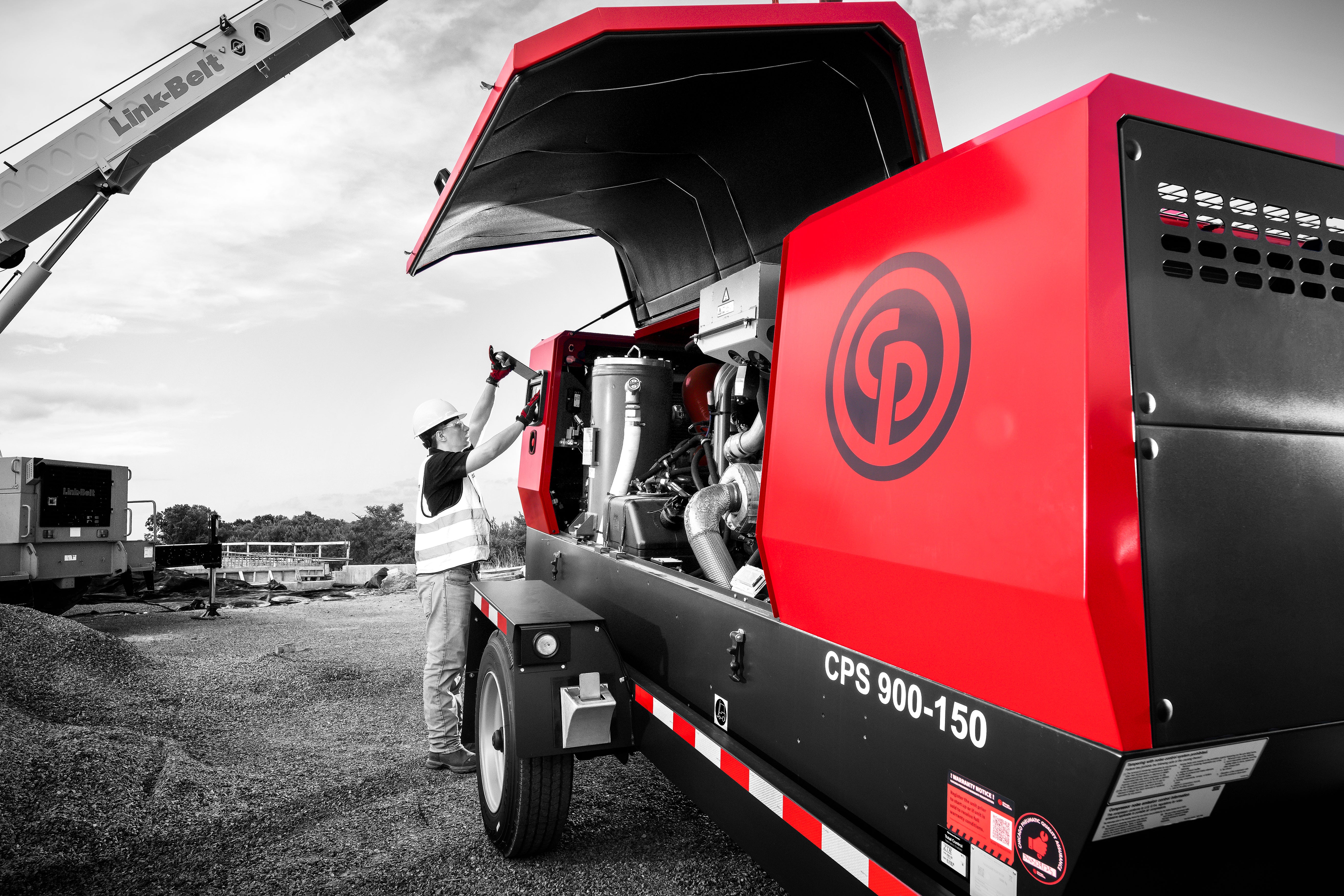 CPS 900 JD8 T4F Towable Compressor