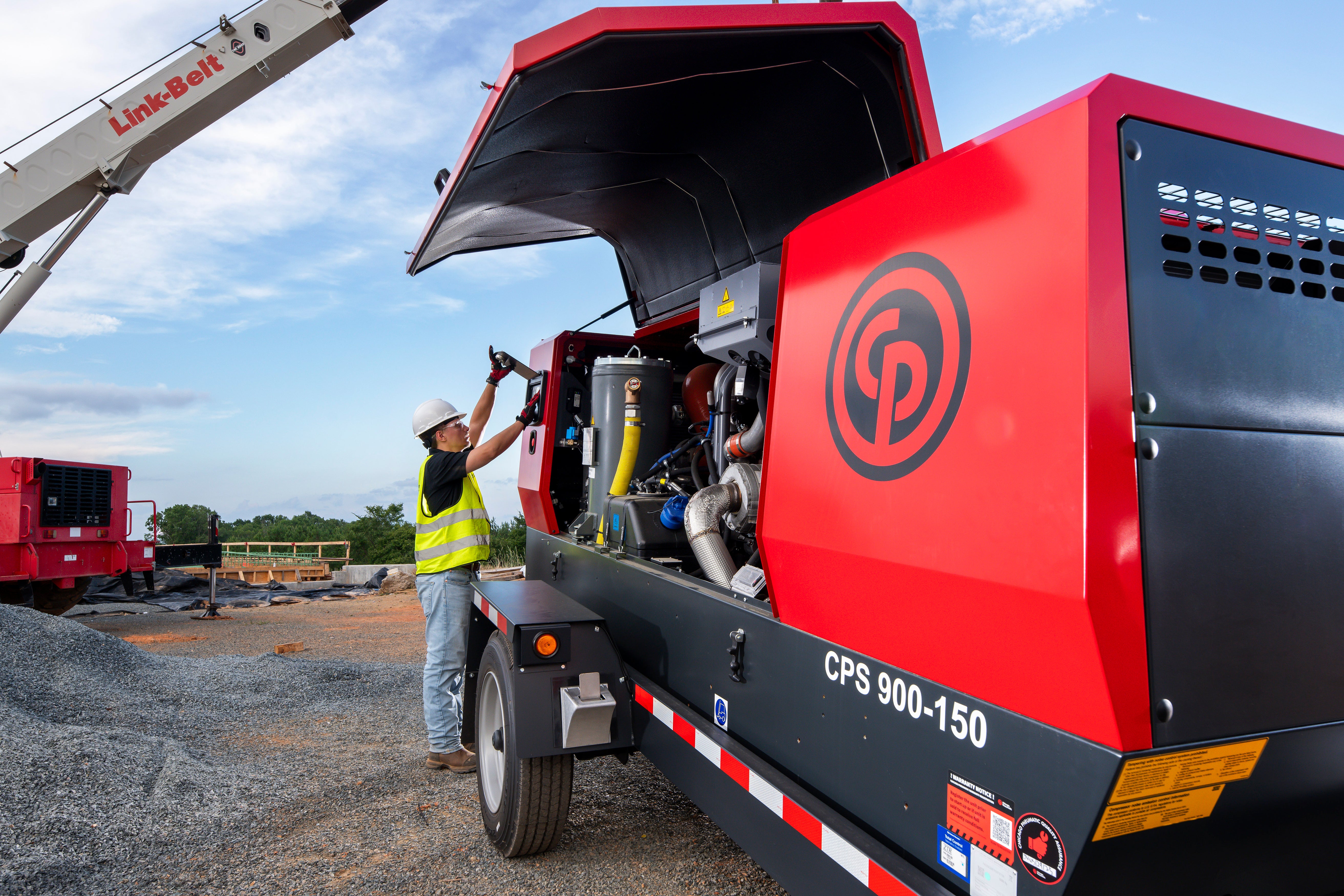 CPS 900 JD8 T4F Towable Compressor