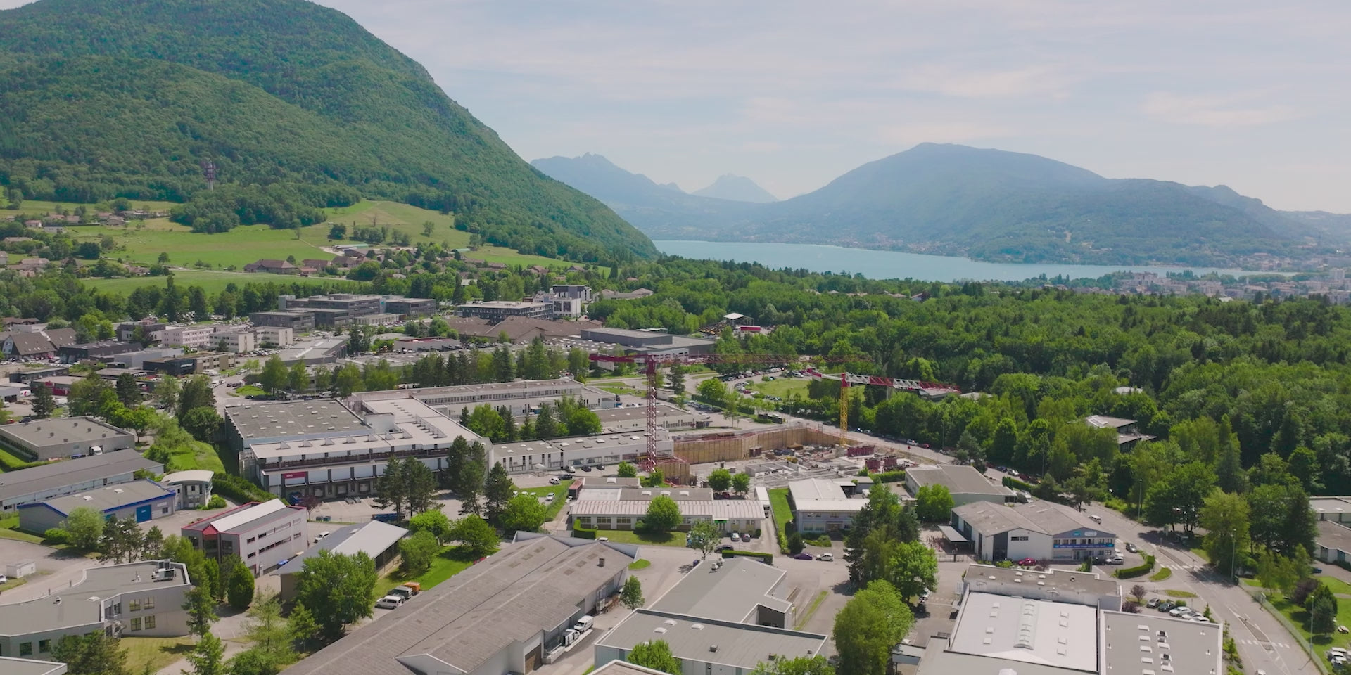 Load video: Surflex Industrial Hose by Prevost